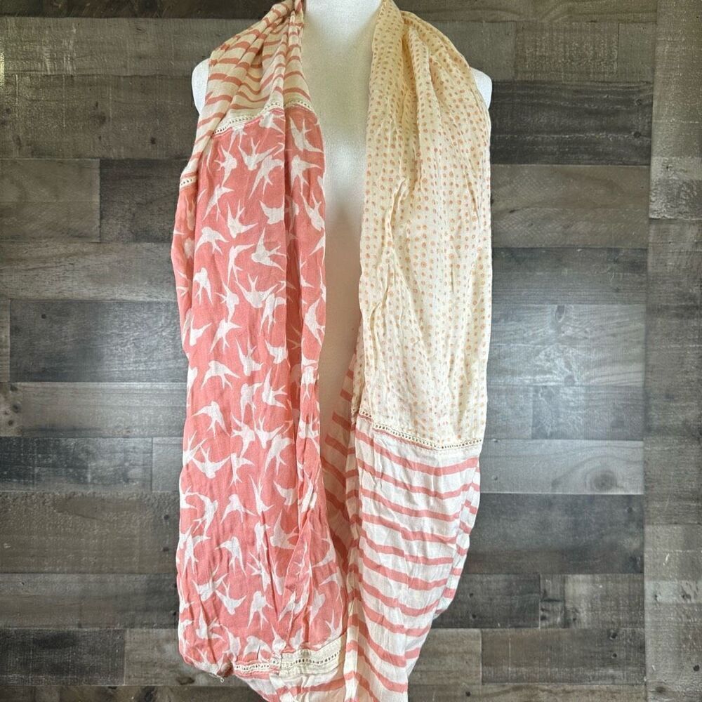 Ann Taylor Loft infinity scarf peach birds polka dot pre owned